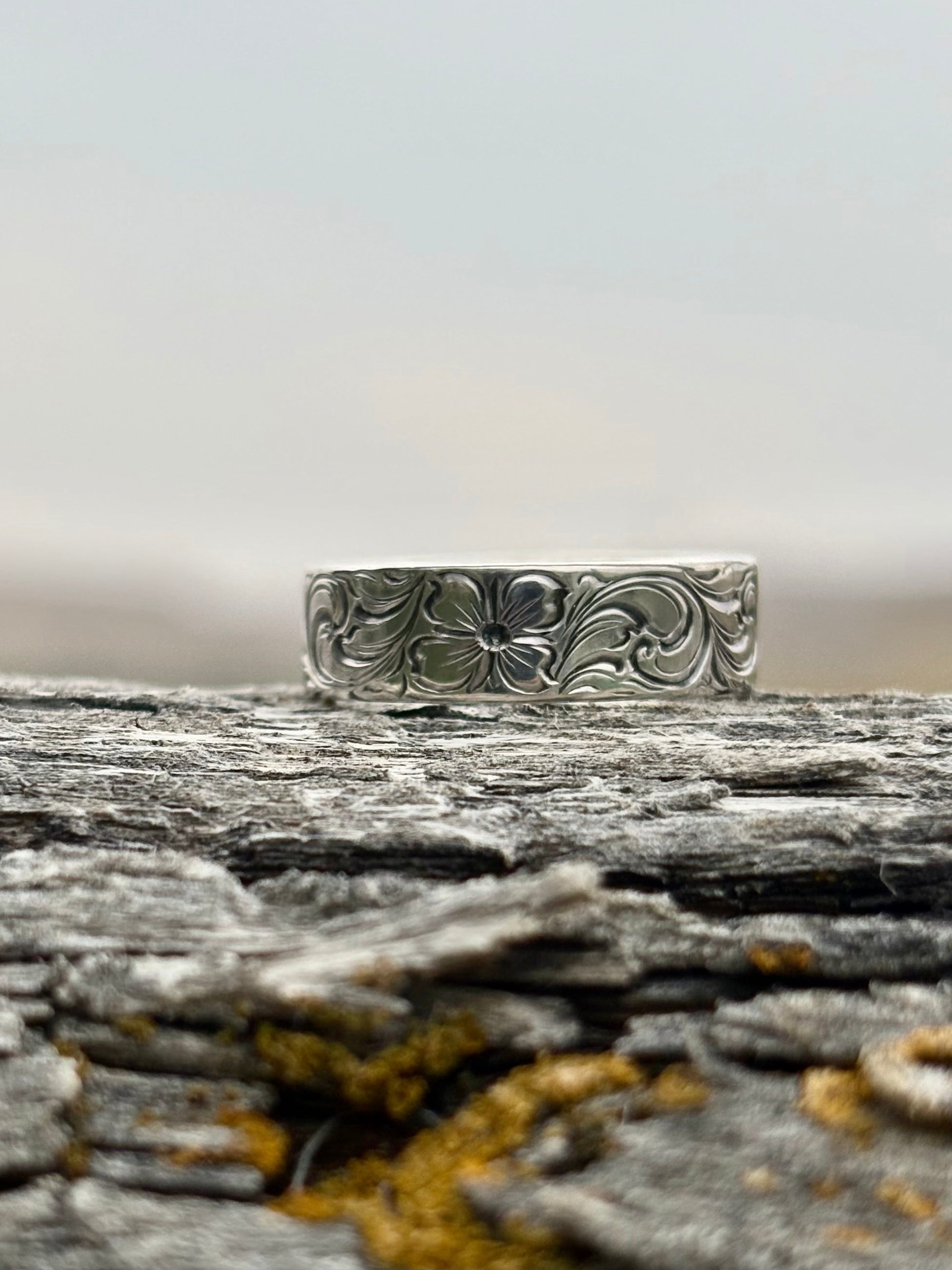Sterling silver engraved band size 7 3/4