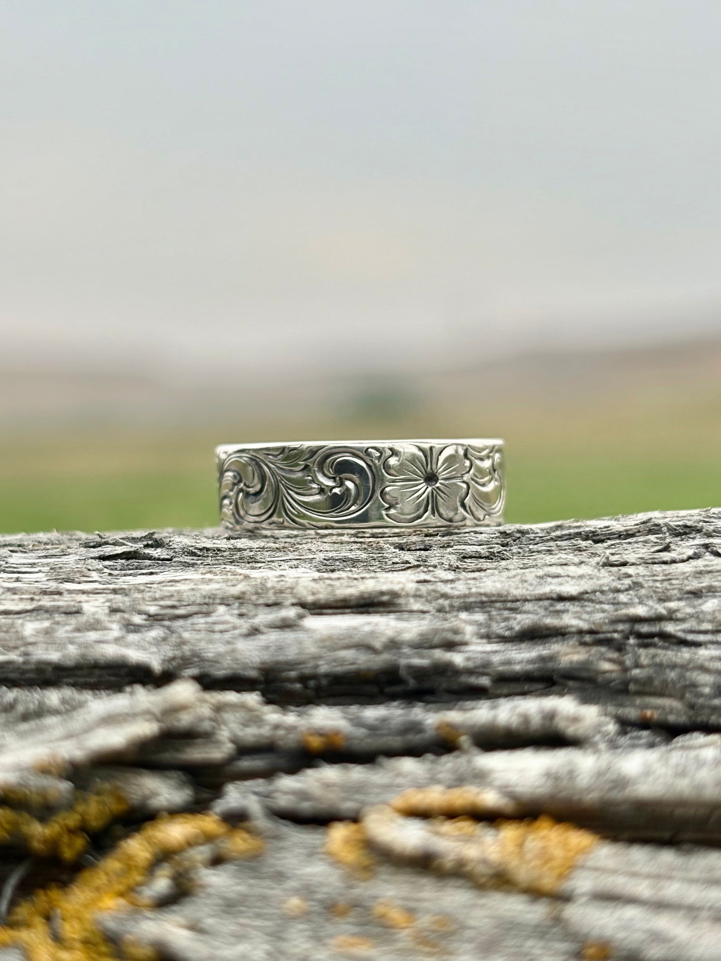 Sterling silver engraved band size 7 3/4